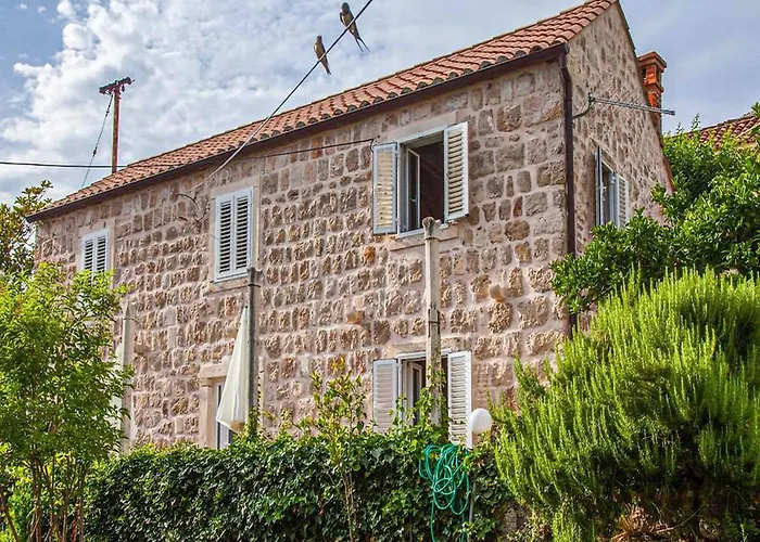 Maro & Baro - One Bedroom With Terrace Orfej